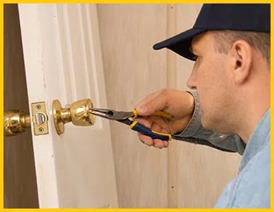 Expert Locksmith Store Randolph, MA 781-298-3440 - 23-1