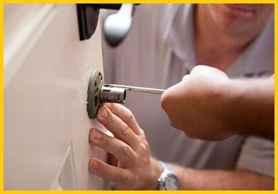 Expert Locksmith Store Randolph, MA 781-298-3440 Expert Locksmith Store Randolph, MA 781-298-3440 - 23-13